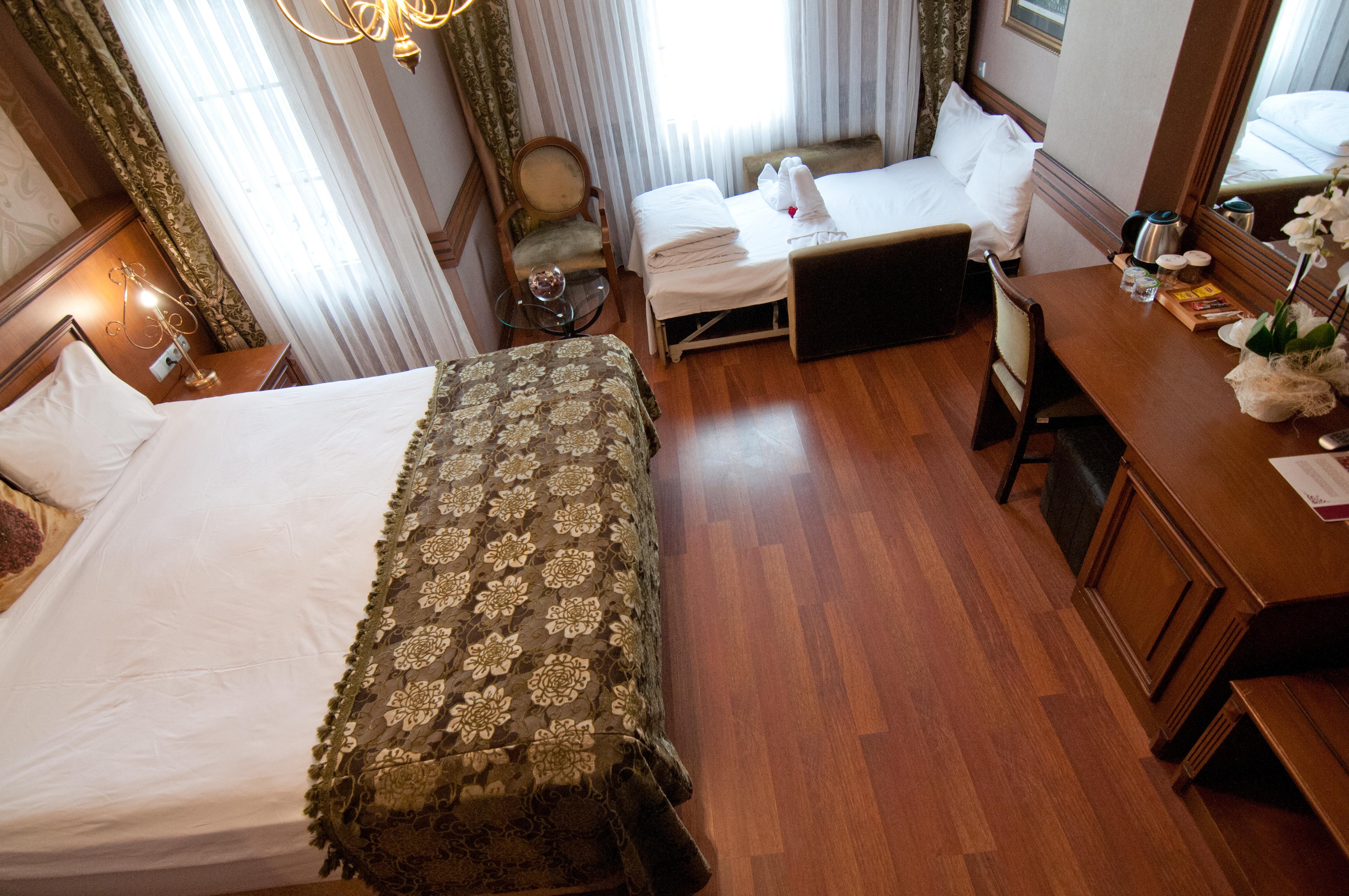 เฟอแมน โฮเต็ล Hotel อิสตันบูล ภายนอก รูปภาพ
