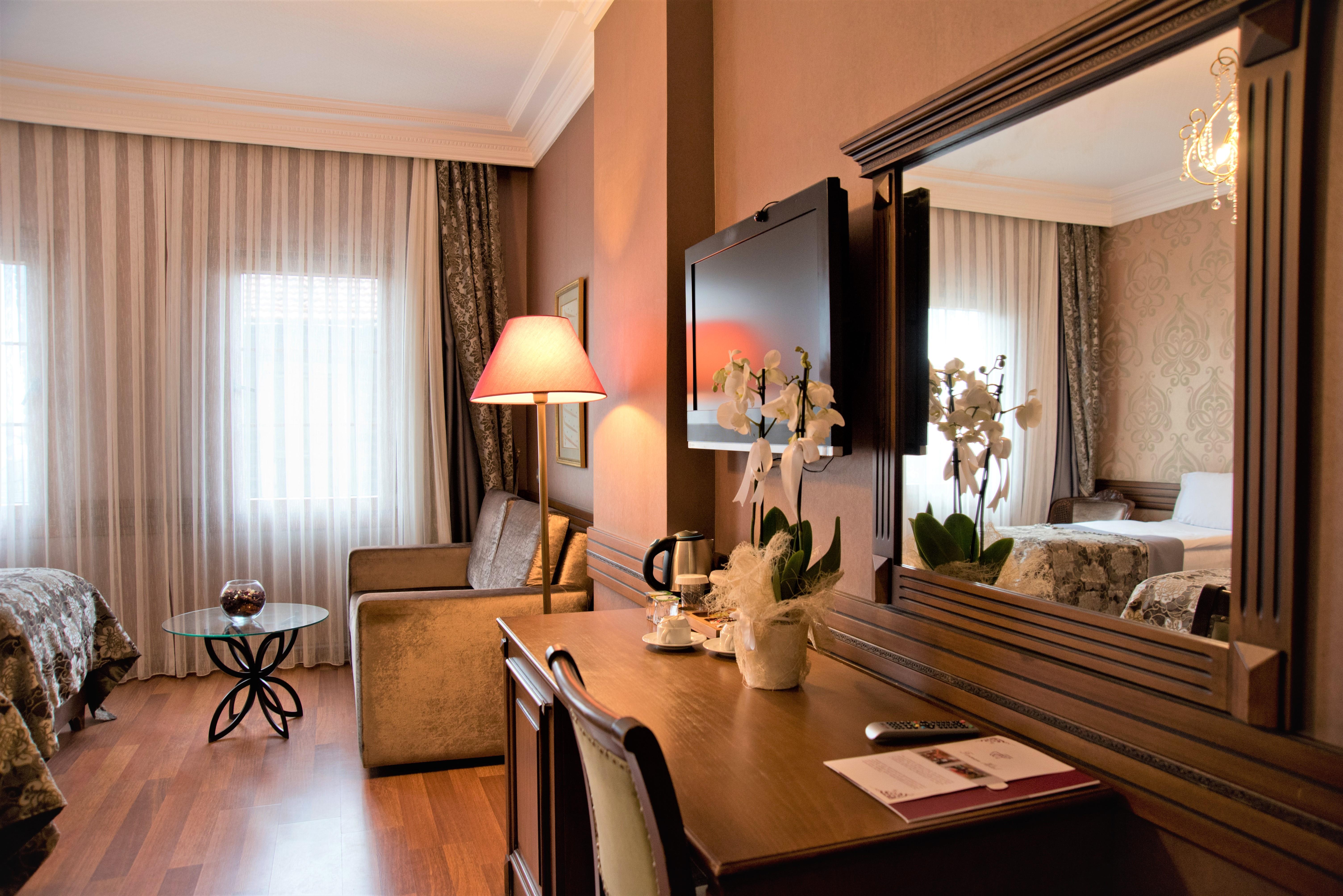 เฟอแมน โฮเต็ล Hotel อิสตันบูล ภายนอก รูปภาพ