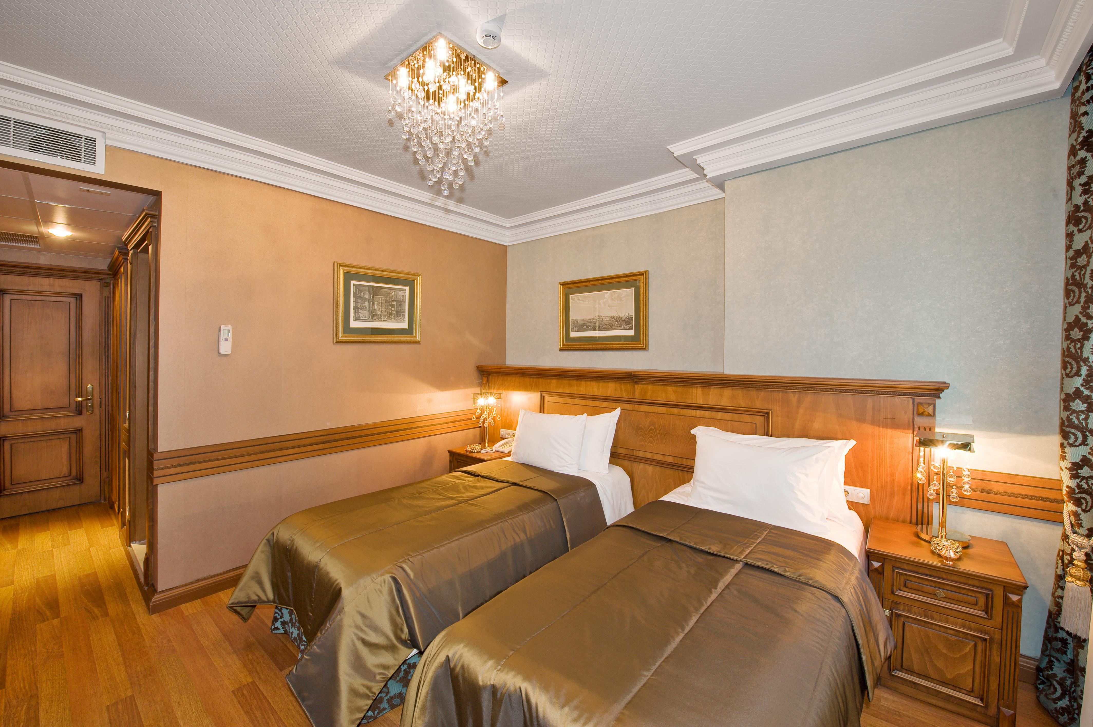 เฟอแมน โฮเต็ล Hotel อิสตันบูล ภายนอก รูปภาพ