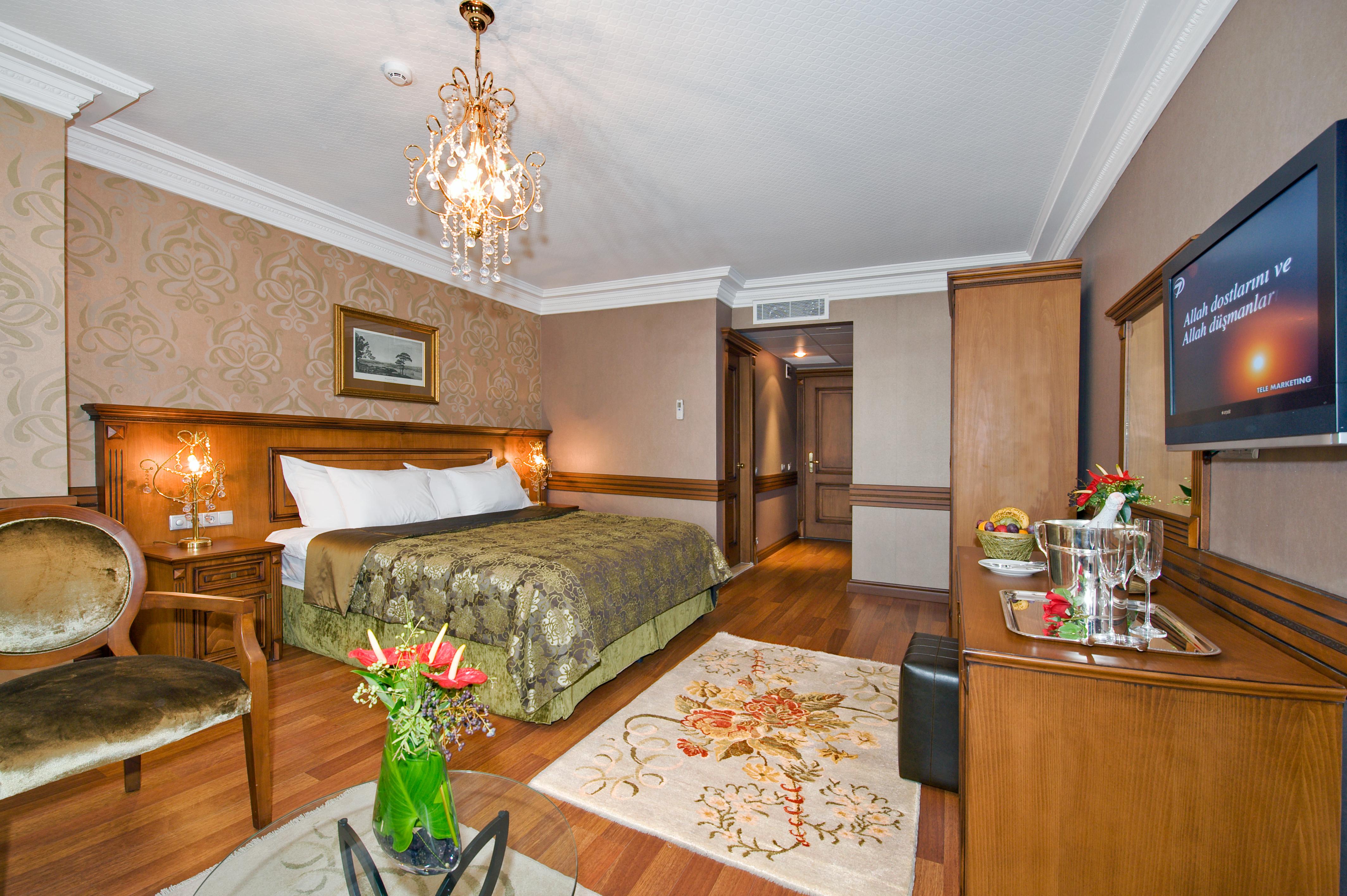 เฟอแมน โฮเต็ล Hotel อิสตันบูล ภายนอก รูปภาพ