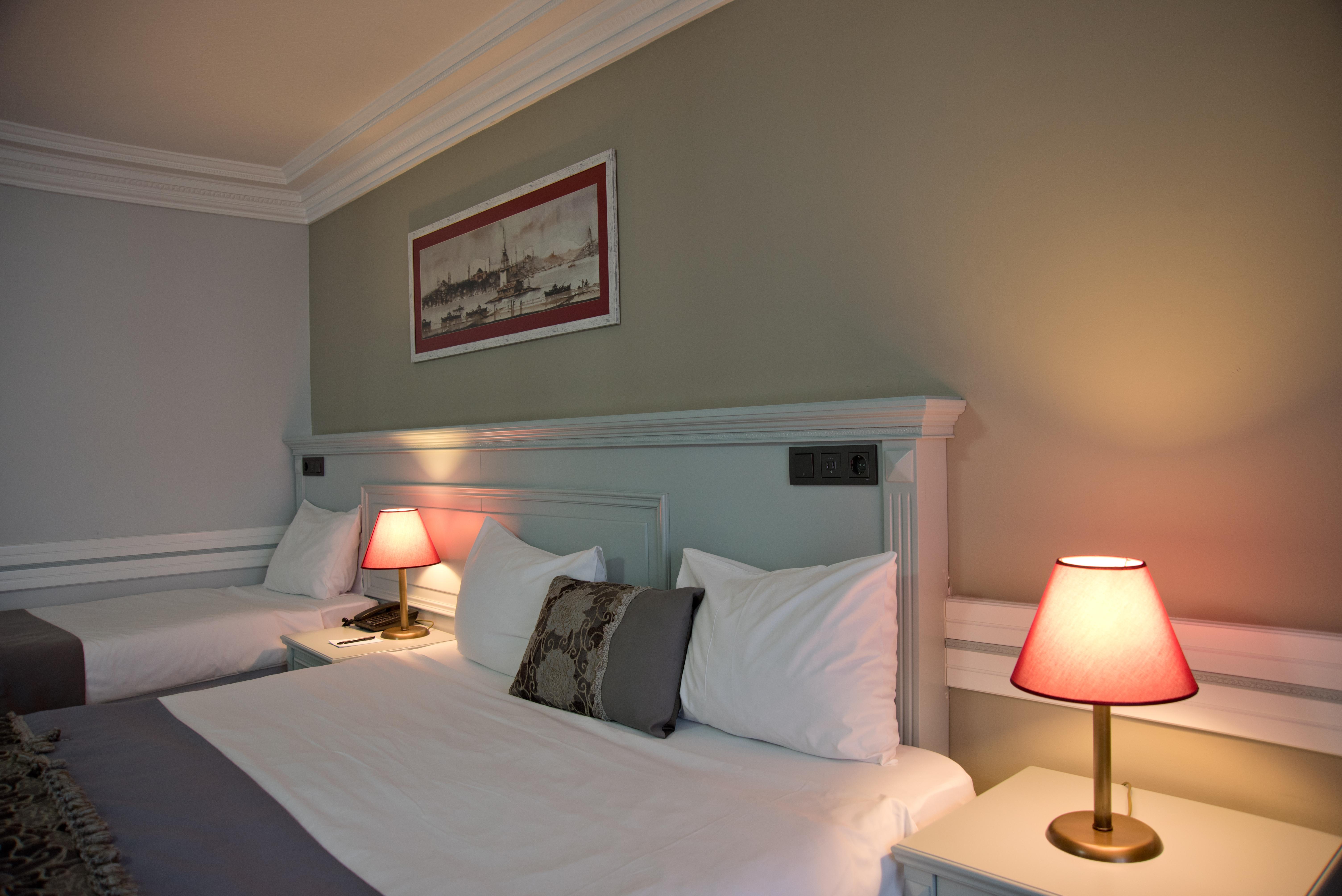 เฟอแมน โฮเต็ล Hotel อิสตันบูล ภายนอก รูปภาพ