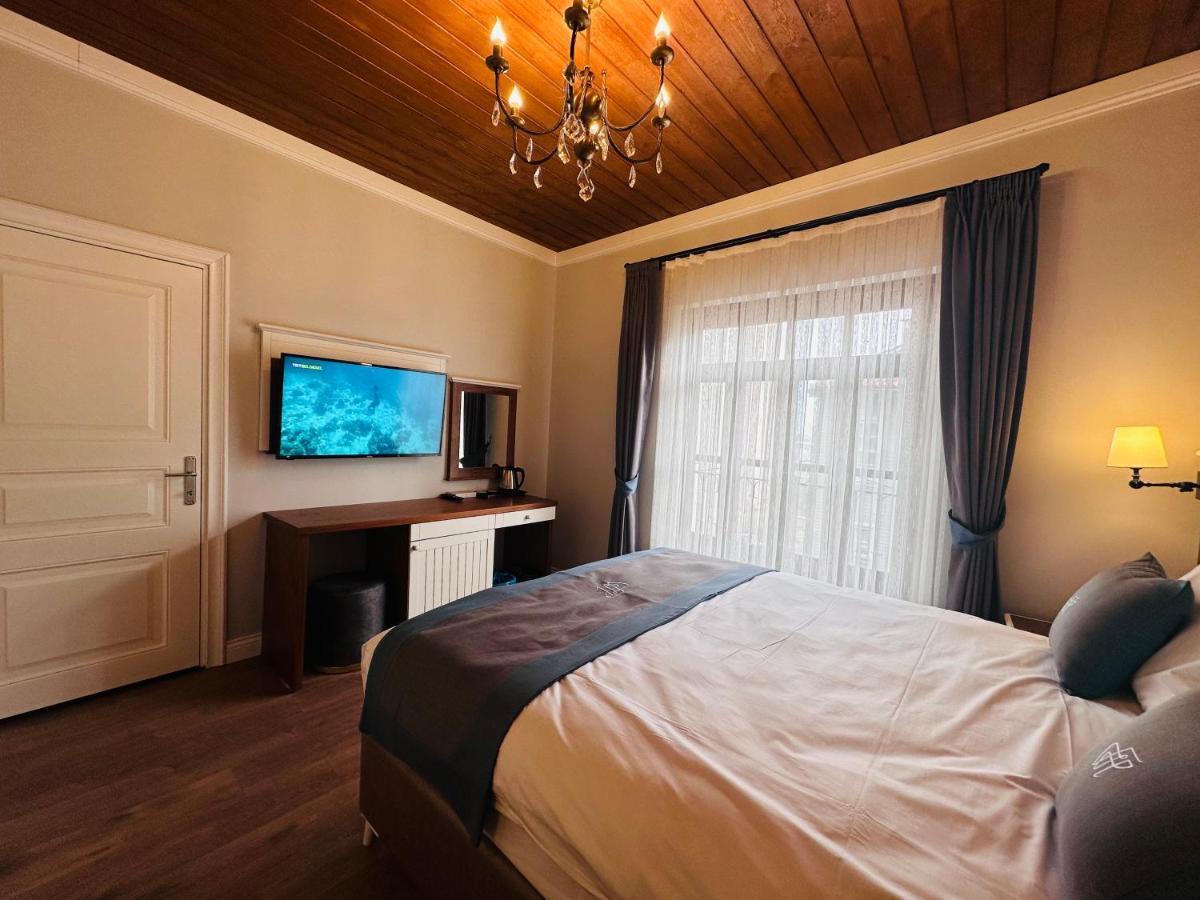 เฟอแมน โฮเต็ล Hotel อิสตันบูล ภายนอก รูปภาพ
