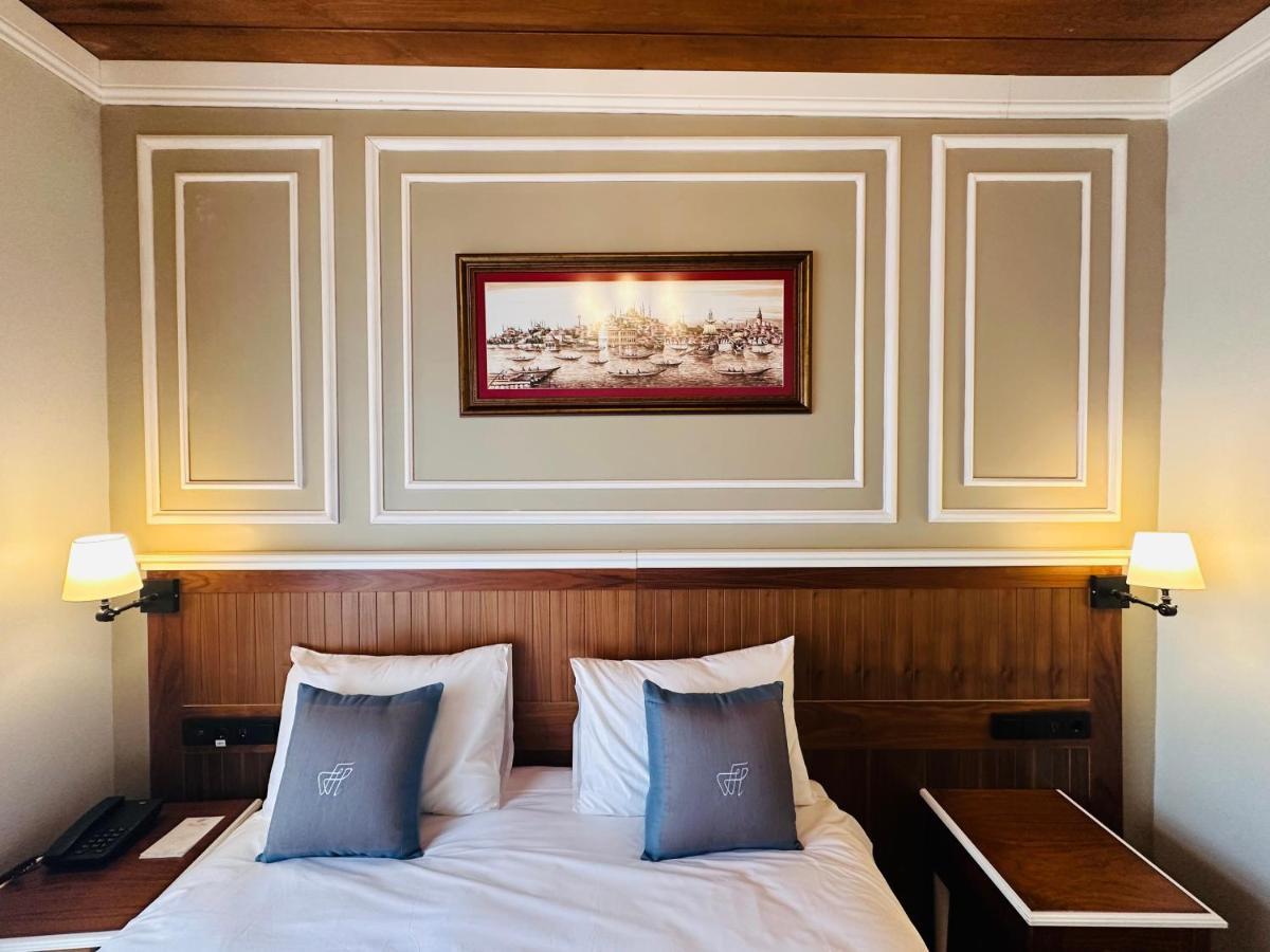 เฟอแมน โฮเต็ล Hotel อิสตันบูล ภายนอก รูปภาพ