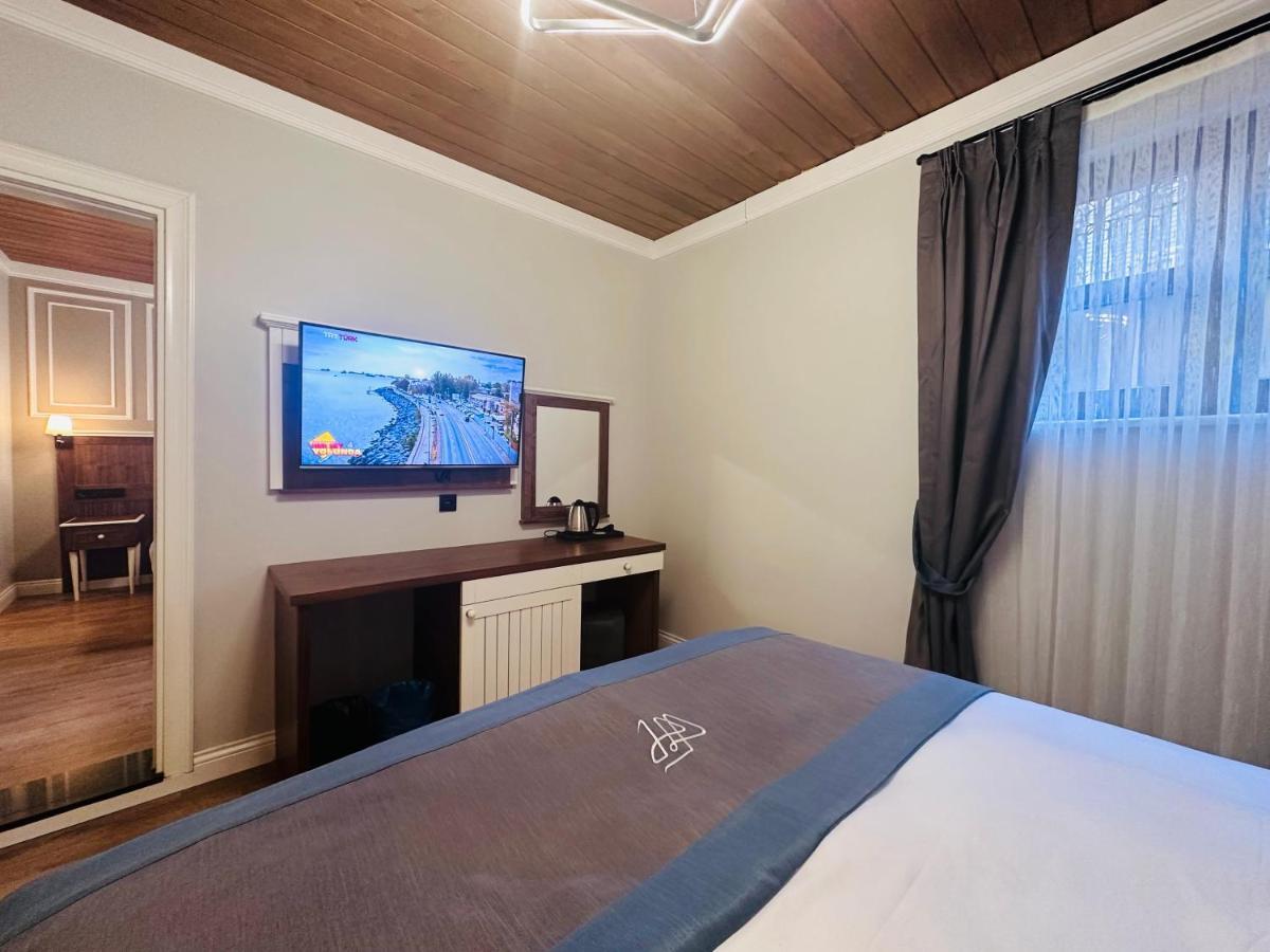เฟอแมน โฮเต็ล Hotel อิสตันบูล ภายนอก รูปภาพ